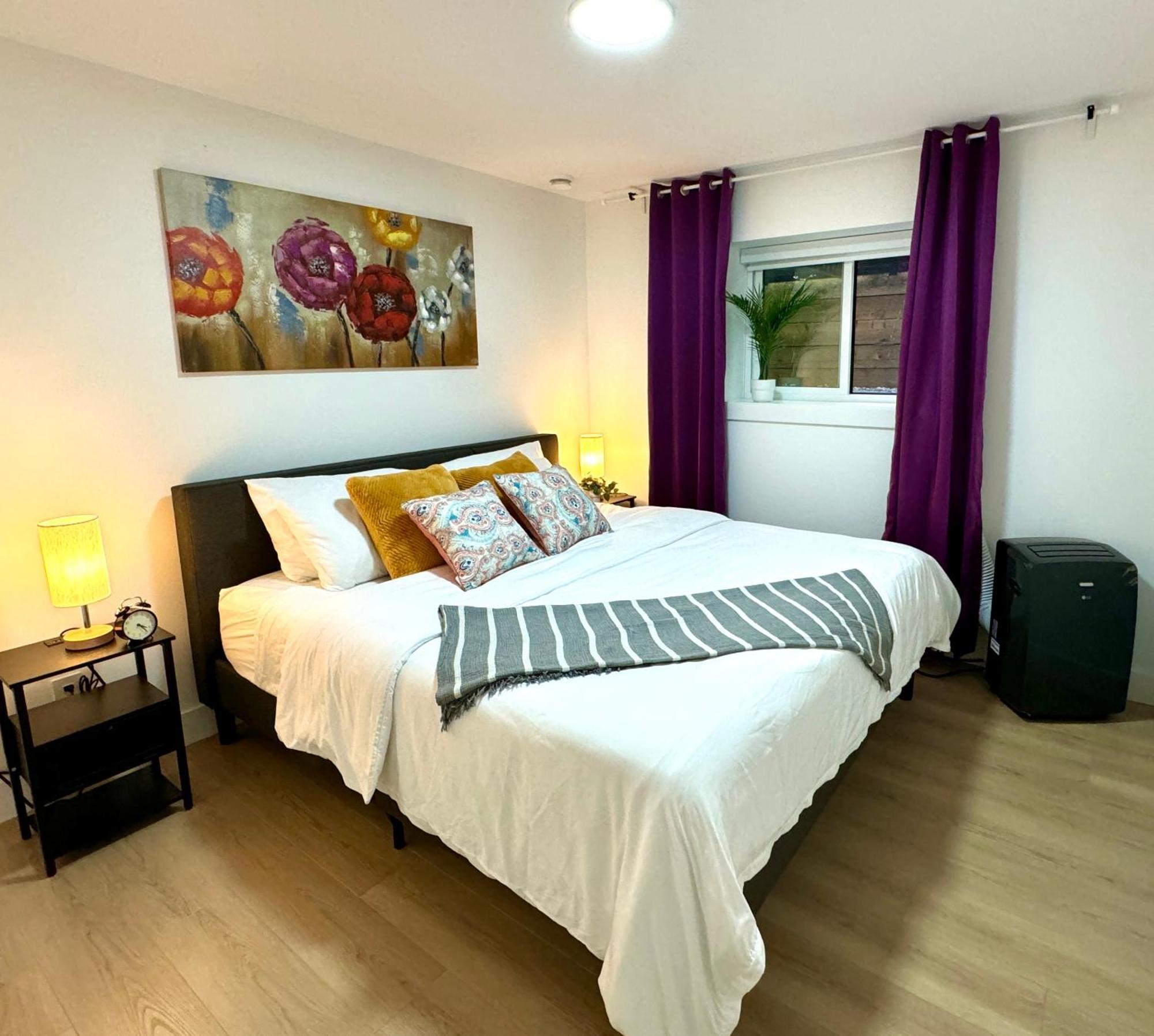 The Sunset Haven- Cozy 2Br Basement Suite Near White Rock เซอร์รีย์ ภายนอก รูปภาพ